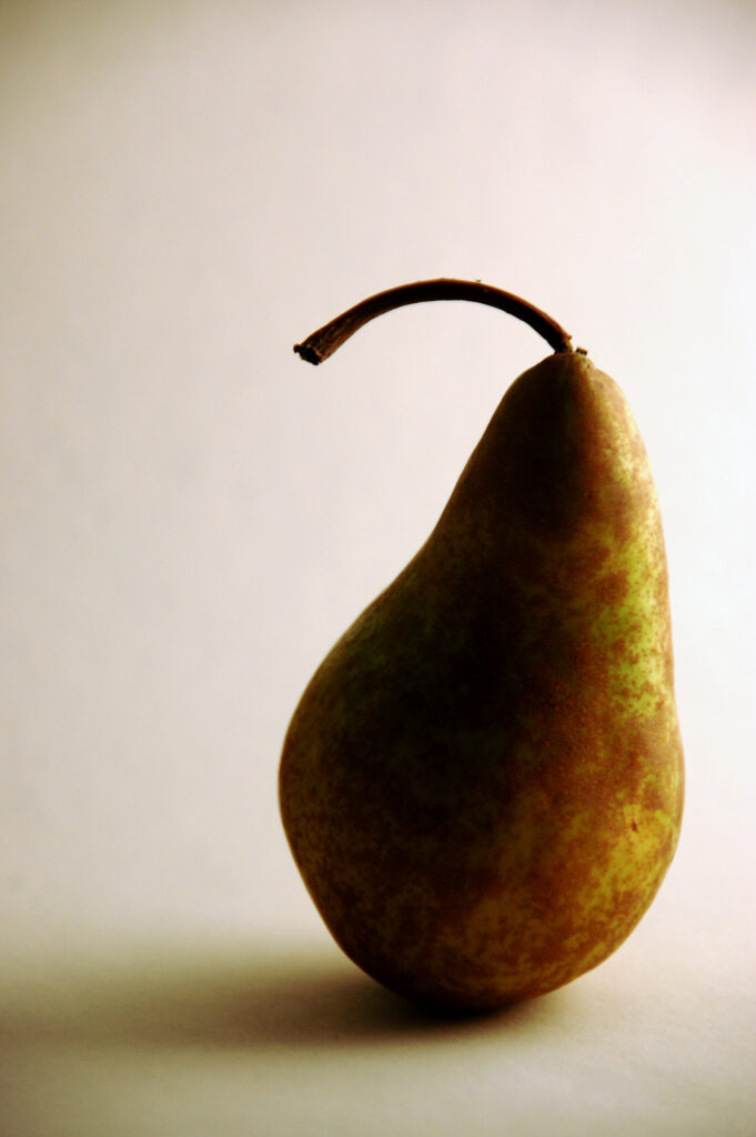 Poire sur fond blanc